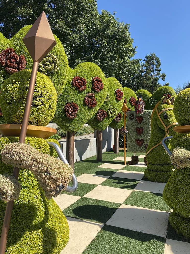 Alice's Wonderland Reimagined: Atlanta Botanical Garden - Ev's Eats