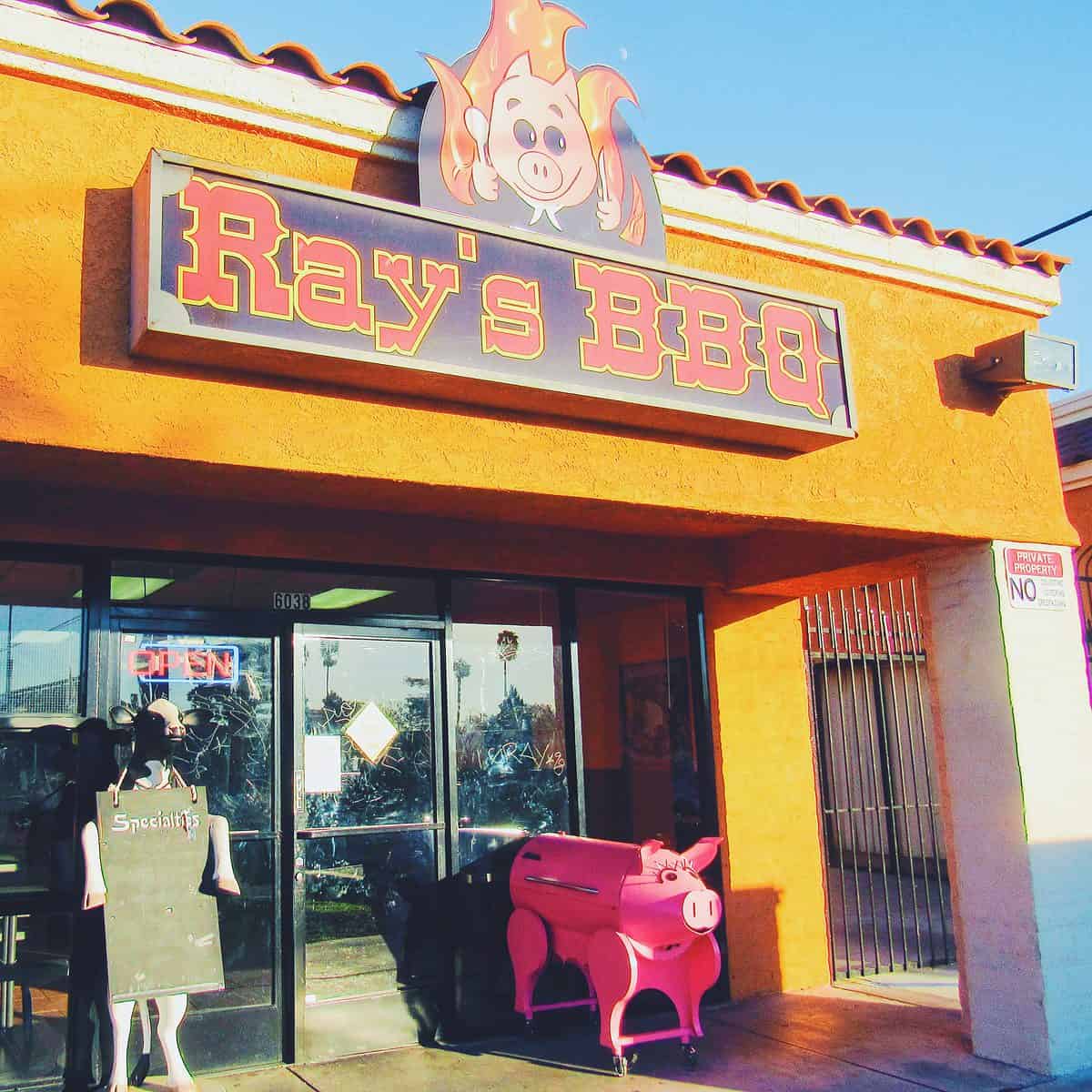 Ray's BBQ - Ev's Eats