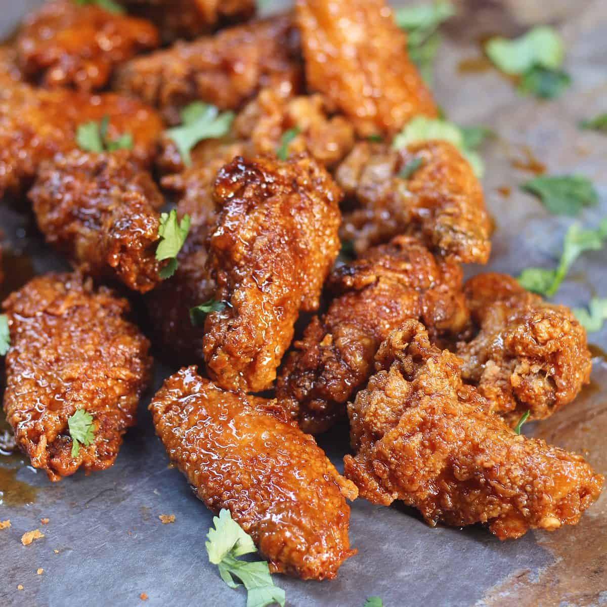 Sticky Crispy Garlic Chicken Wings - Ev's Eats