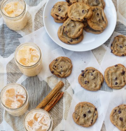 Rumchata Eggnog Latte – The Perfect Cocktail for a Chocolate Chip Cookie